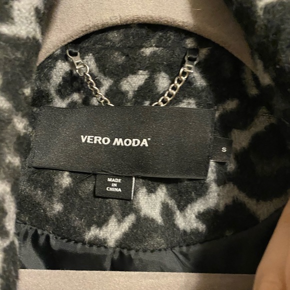 NWOT Vero Moda Leopard Print/ Animal Print Transitional wool type coat - Picture 3 of 6